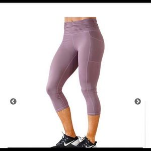 Constantly Varied Gear apparel Capri leggings